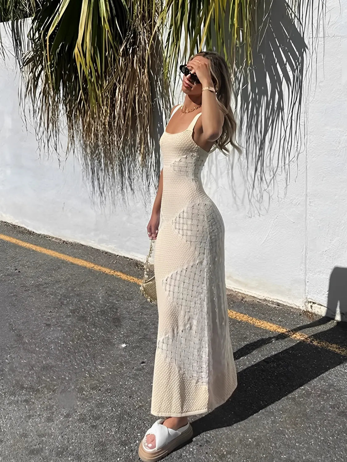 Vestido Feminino Longo de Tricô Vazado com Alças Finas - Helena