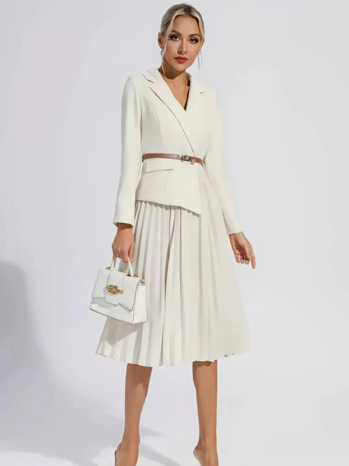 Vestido Feminino Alfaiataria Blazer com Saia Plissada e Cinto - Hana