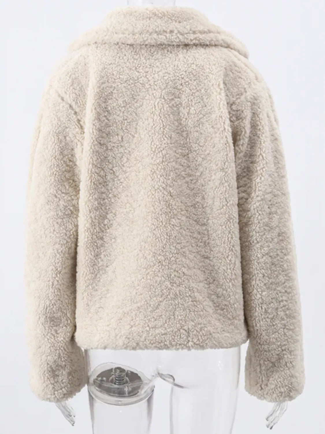 Casaco Feminino Teddy em Lã Peluciado com Bolsos - Pérola [FRETE FULL]