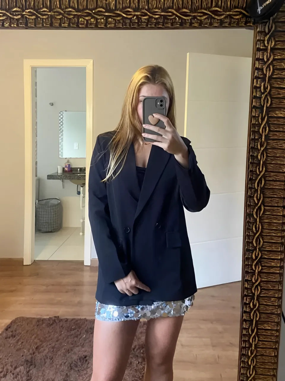 Blazer Feminino com Fechamento em Botões e Fenda nas Costas - Thalia