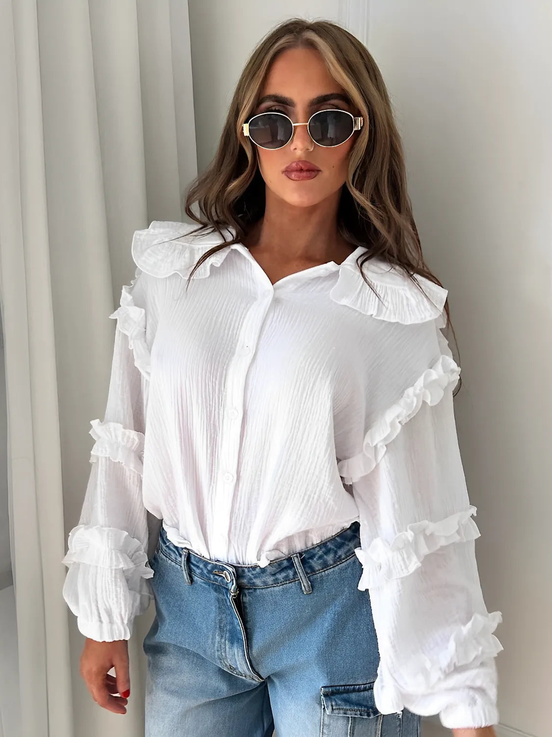Camisa Feminina de Algodão com Babados nas Mangas e Gola - Chloe