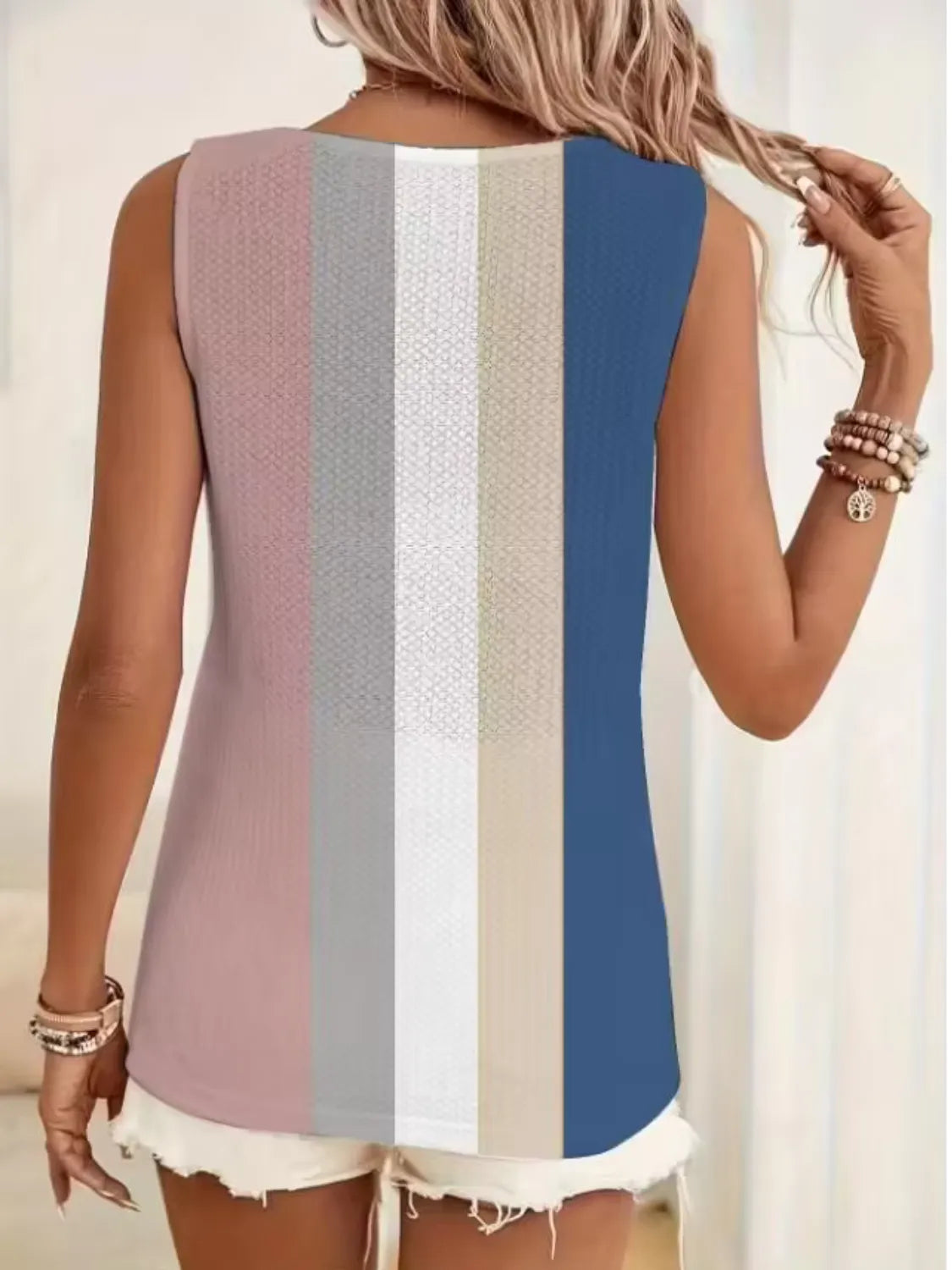Blusa Feminina Regata Básica Colorida com Decote em V - Tauane