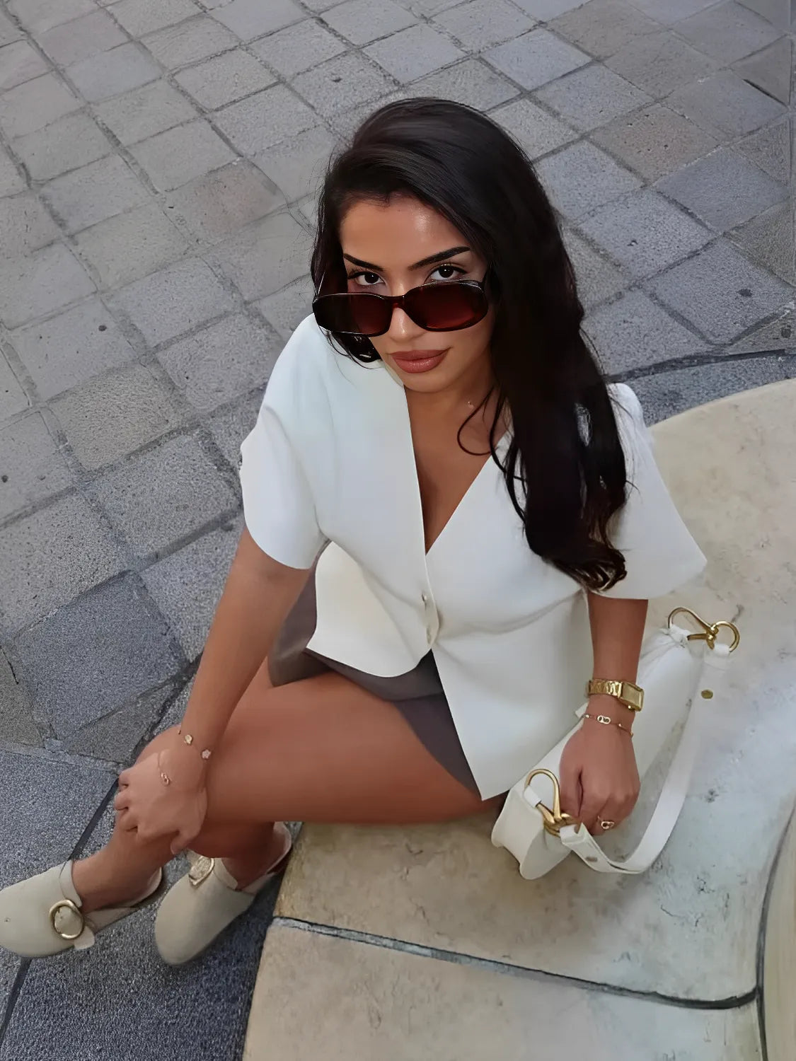 Blusa Feminina Alfaiataria com Botões e Decote em V - Hera