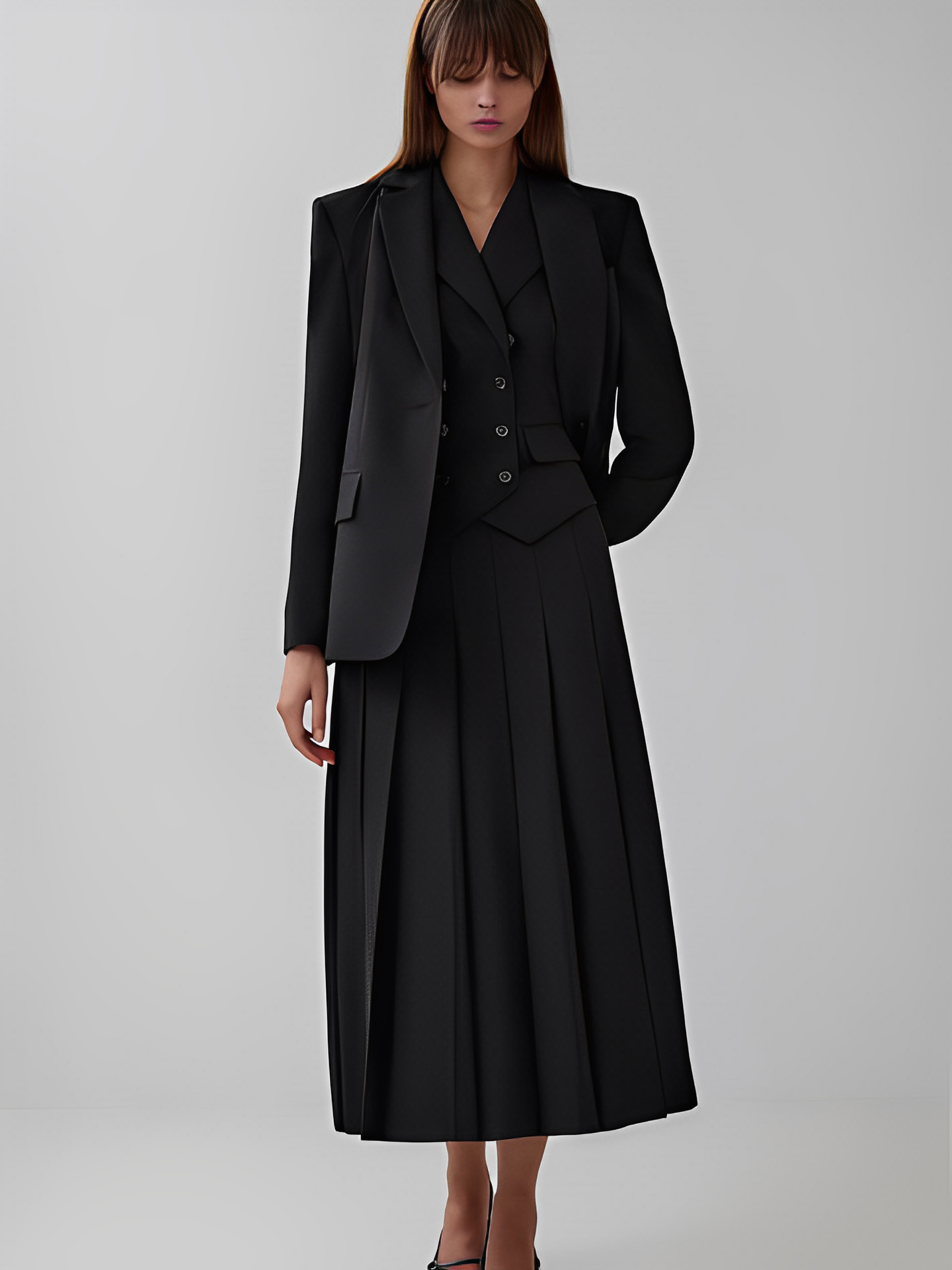 Conjunto Feminino de Alfaiataria com  Colete Clássico e Saia Midi Plissada - Lizandra