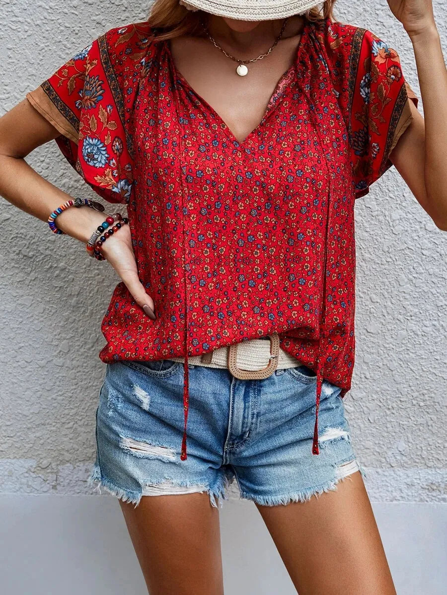 Blusa Feminina de Viscose com Mangas Borboleta e Estampa Floral - Tereza